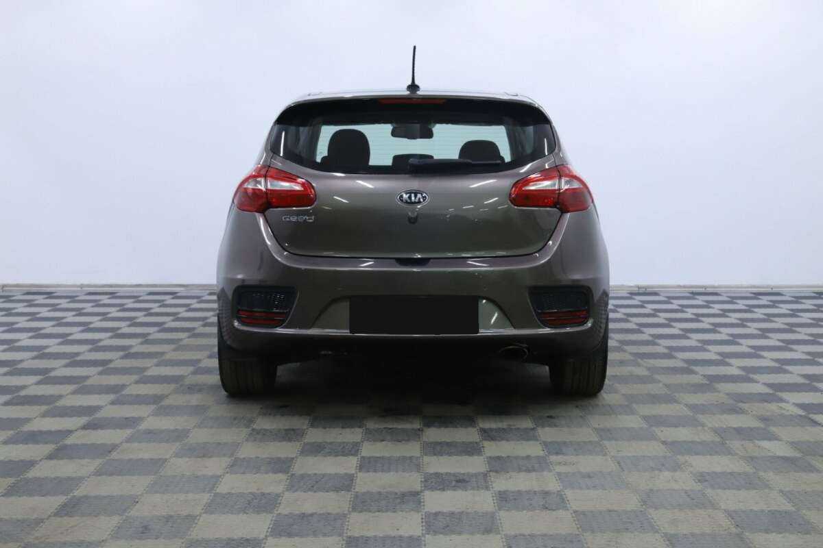 Купить Kia Ceed с пробегом. Фото: #5