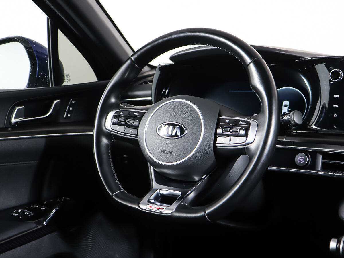 Купить Kia K5 с пробегом. Фото: #16