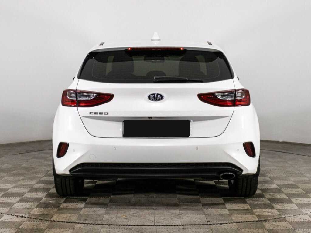 Купить Kia Ceed с пробегом. Фото: #5