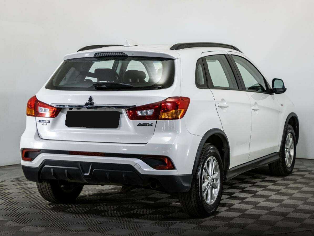 Купить Mitsubishi ASX с пробегом. Фото: #3
