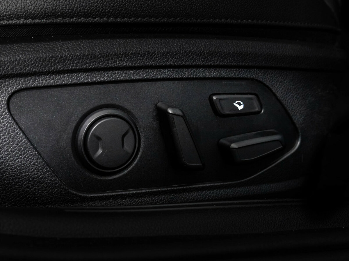 Купить Kia K5 с пробегом. Фото: #28