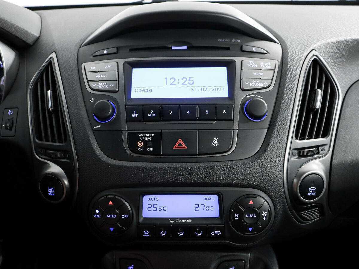 Купить Hyundai ix35 с пробегом. Фото: #12