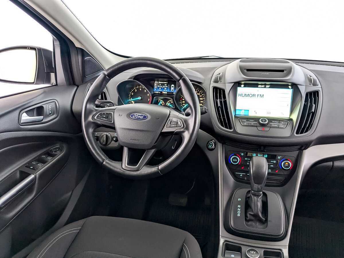 Купить Ford Kuga с пробегом. Фото: #22