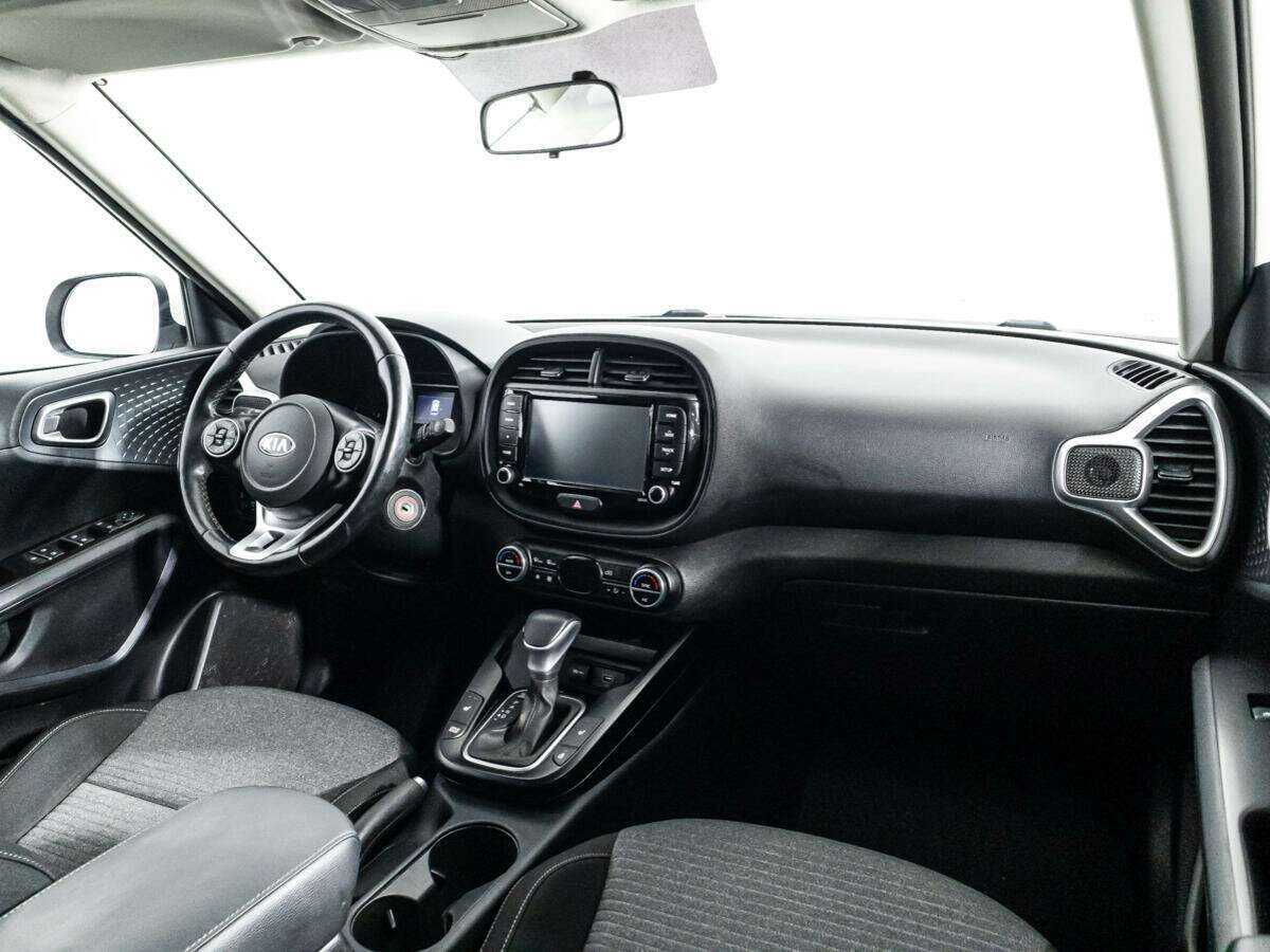 Купить Kia Soul с пробегом. Фото: #8