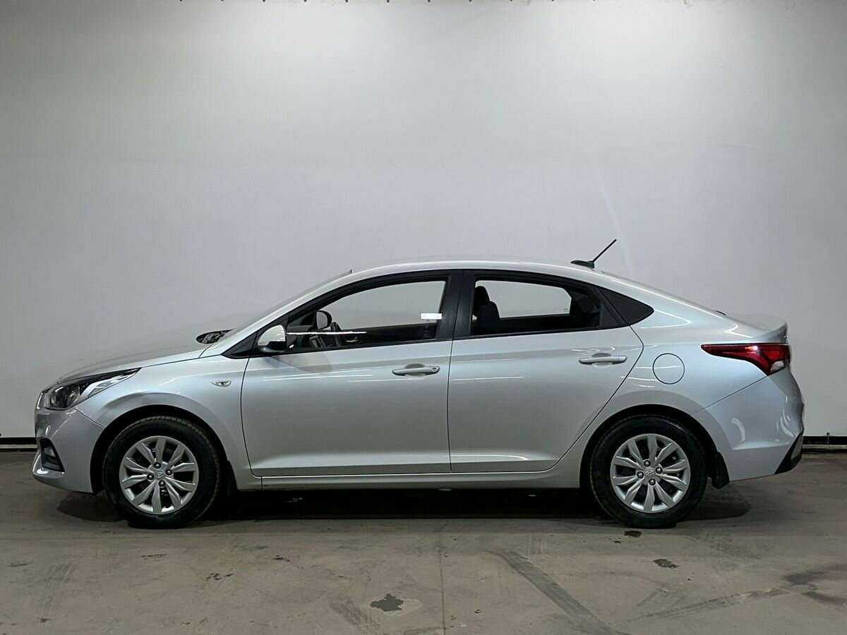 Купить Hyundai Solaris с пробегом. Фото: #7
