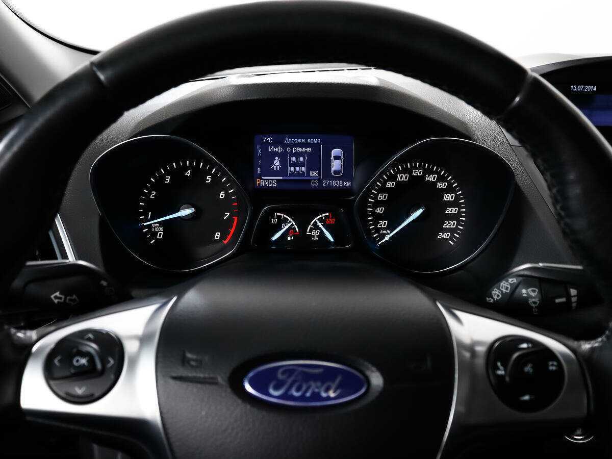 Купить Ford Kuga с пробегом. Фото: #17