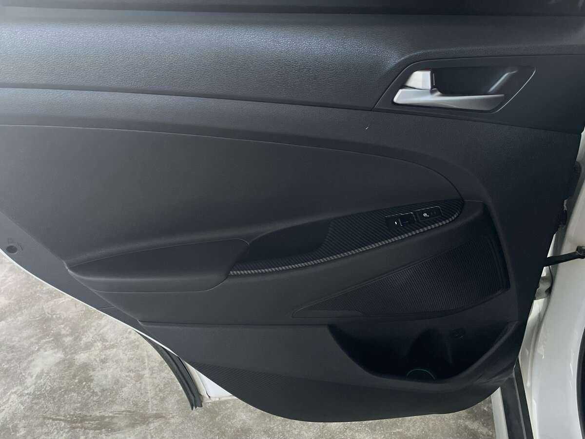 Купить Hyundai Tucson с пробегом. Фото: #21
