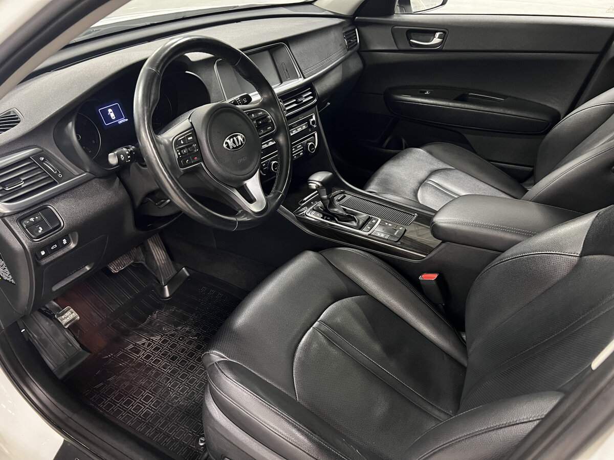 Купить Kia K5 с пробегом. Фото: #15
