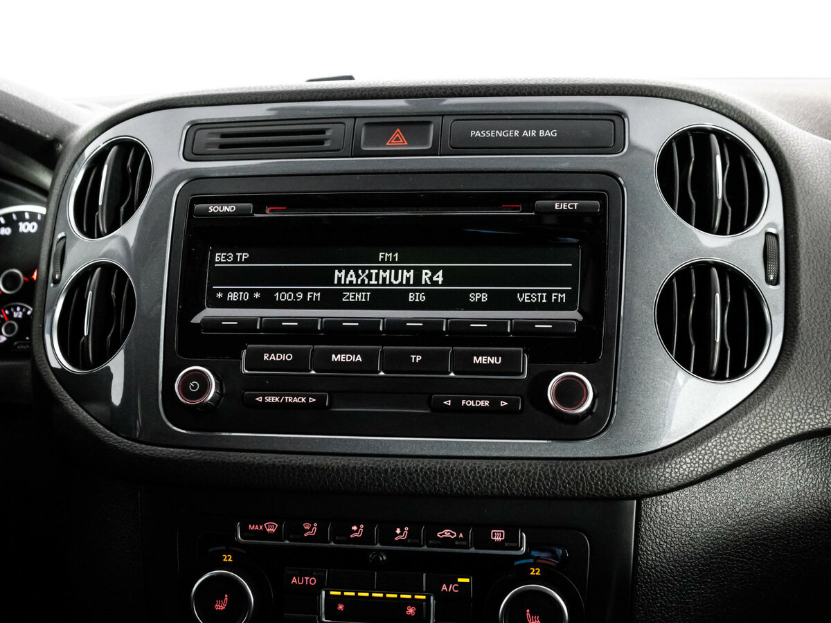 Купить Volkswagen Tiguan с пробегом. Фото: #11
