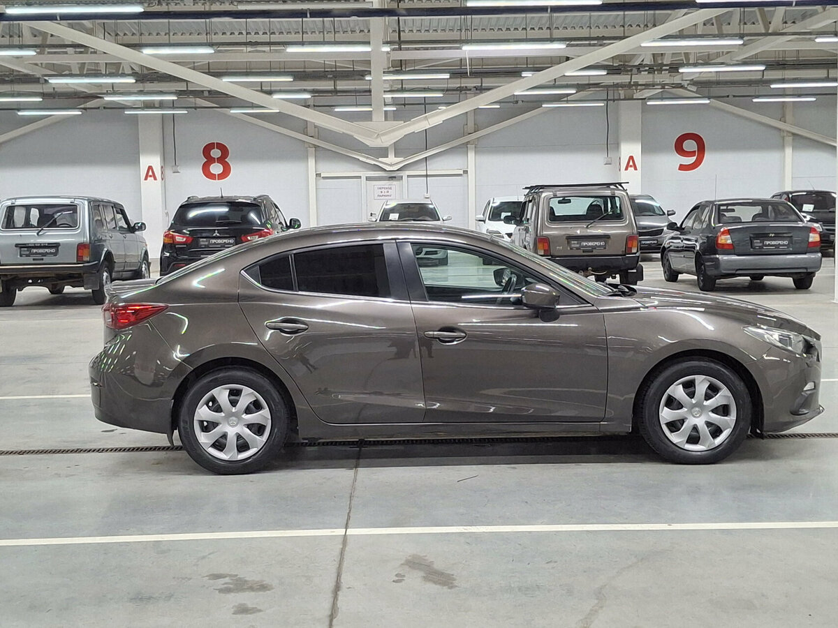 Купить Mazda 3 с пробегом. Фото: #3
