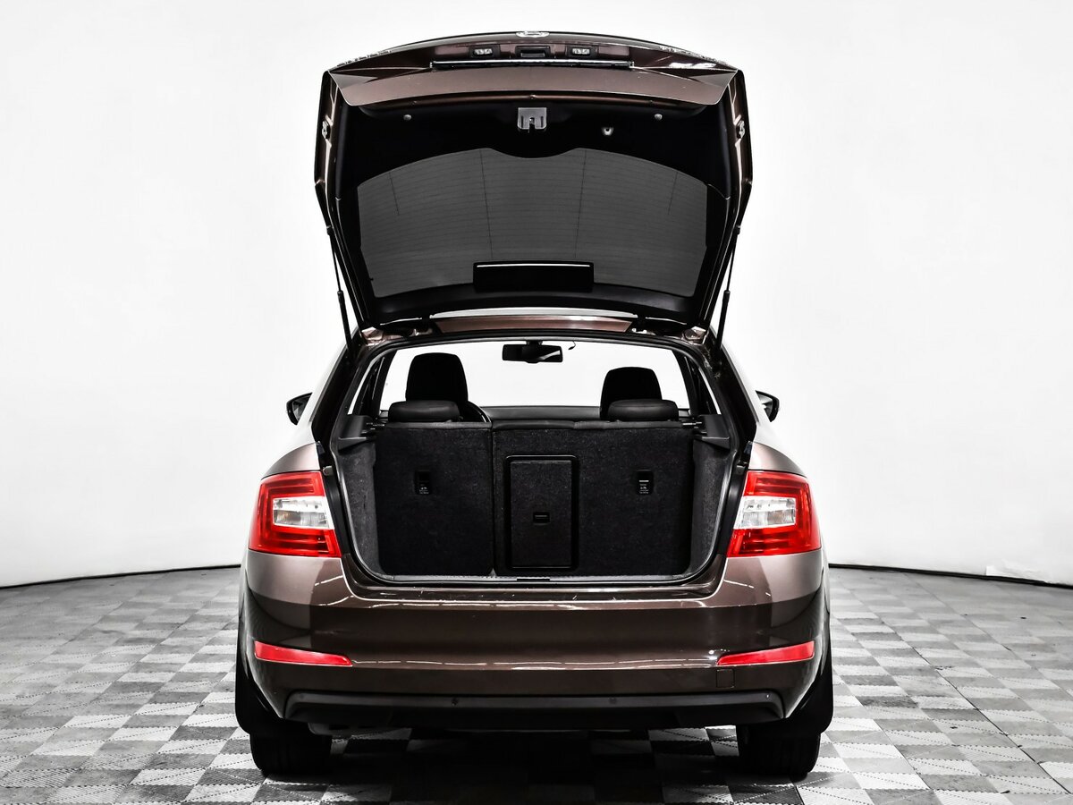 Купить Skoda Octavia с пробегом. Фото: #12