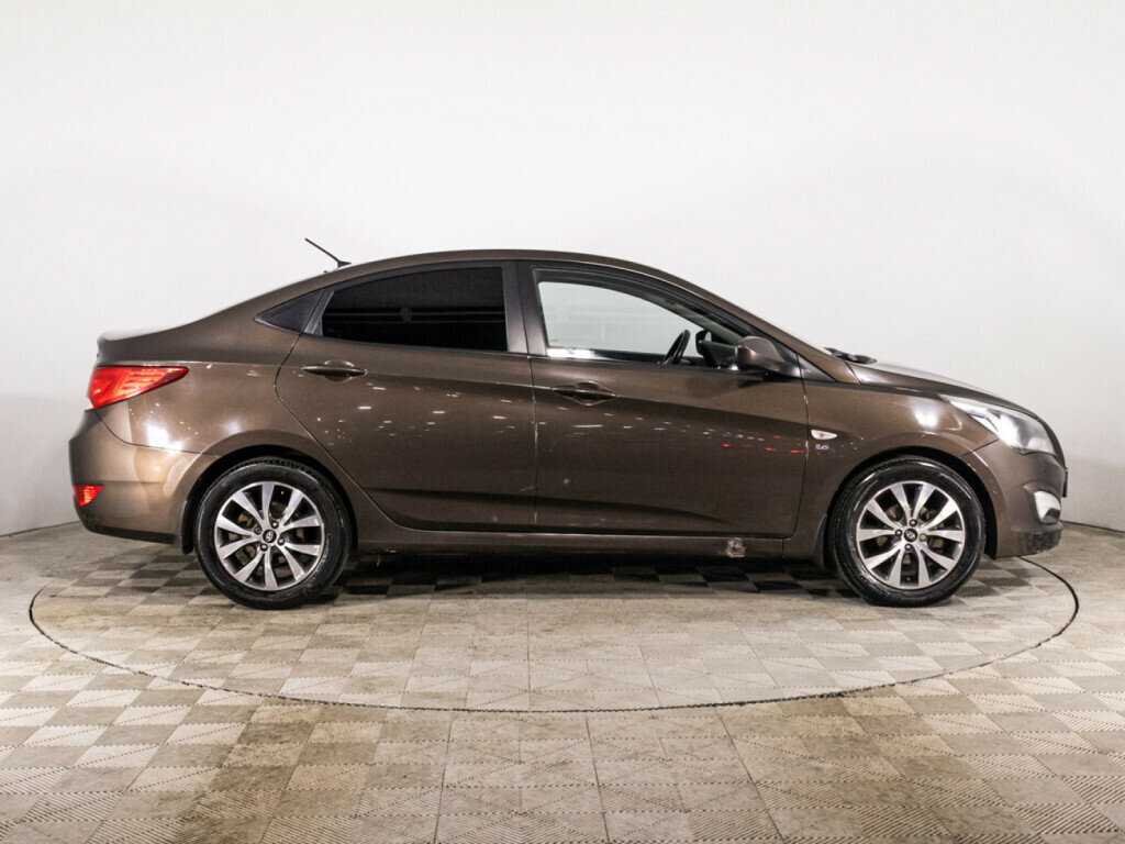 Купить Hyundai Solaris с пробегом. Фото: #3