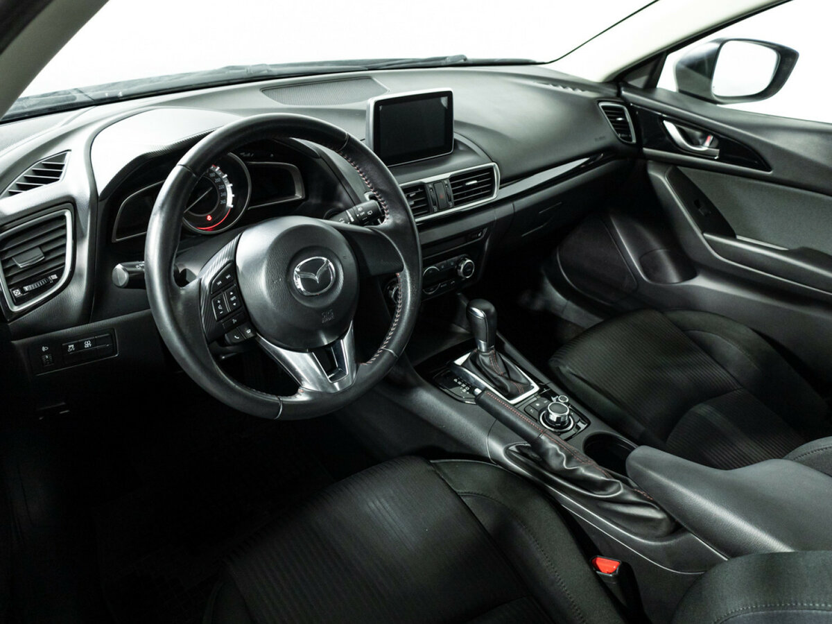 Купить Mazda 3 с пробегом. Фото: #10