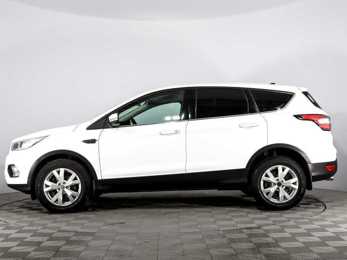 Купить Ford Kuga с пробегом. Фото: #7