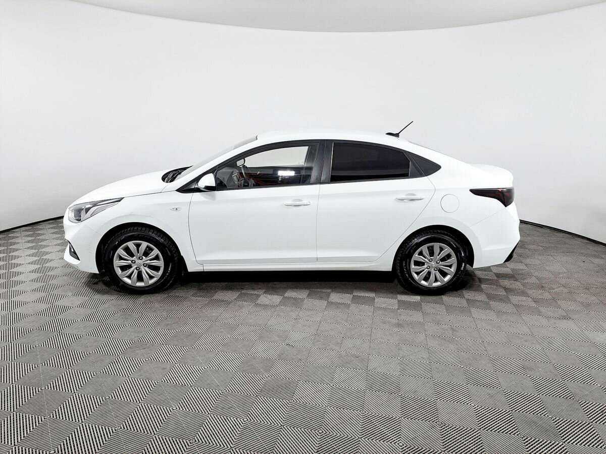 Купить Hyundai Solaris с пробегом. Фото: #7