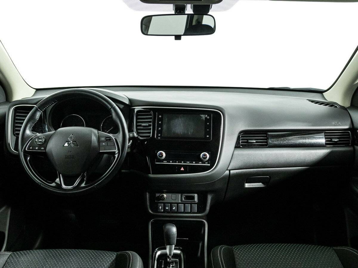 Купить Mitsubishi Outlander с пробегом. Фото: #12