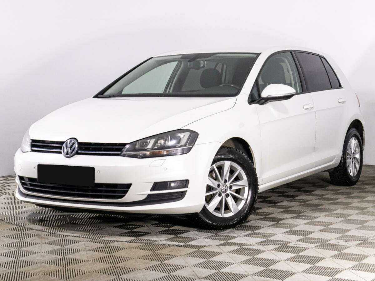 Купить Volkswagen Golf с пробегом. Посмотреть фото