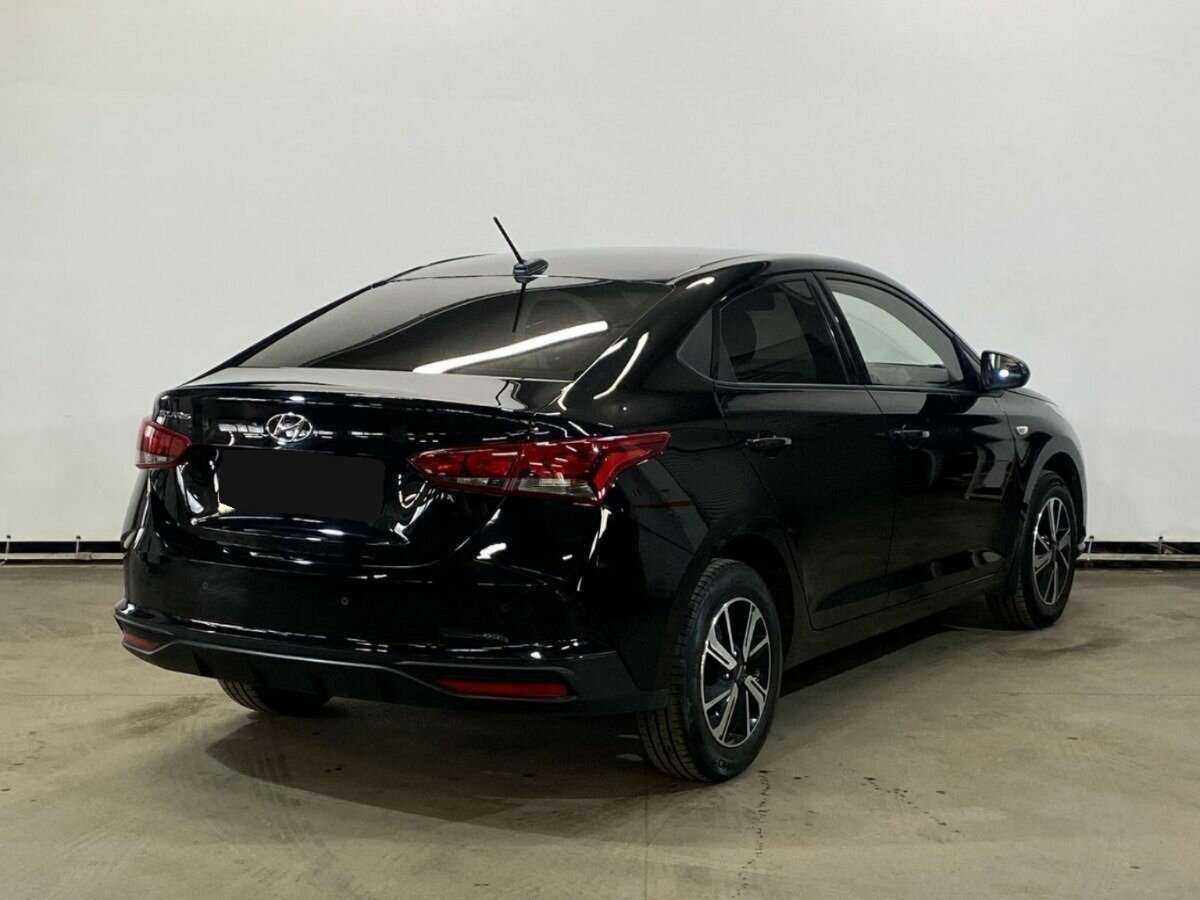 Купить Hyundai Solaris с пробегом. Фото: #4
