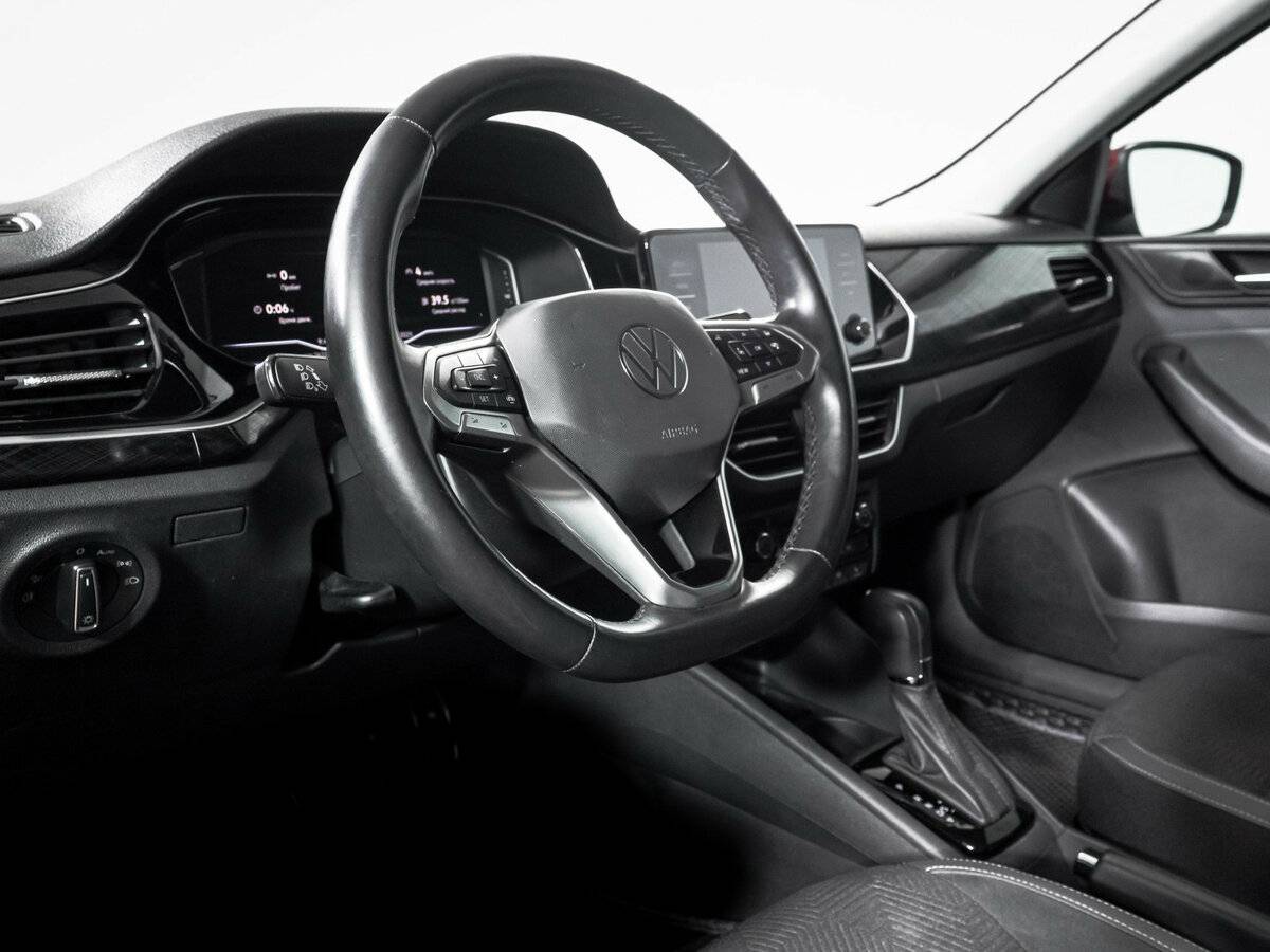 Купить Volkswagen Polo с пробегом. Фото: #12