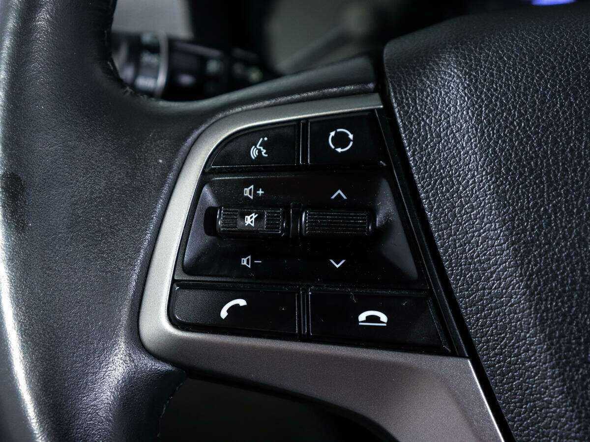 Купить Hyundai Solaris с пробегом. Фото: #16