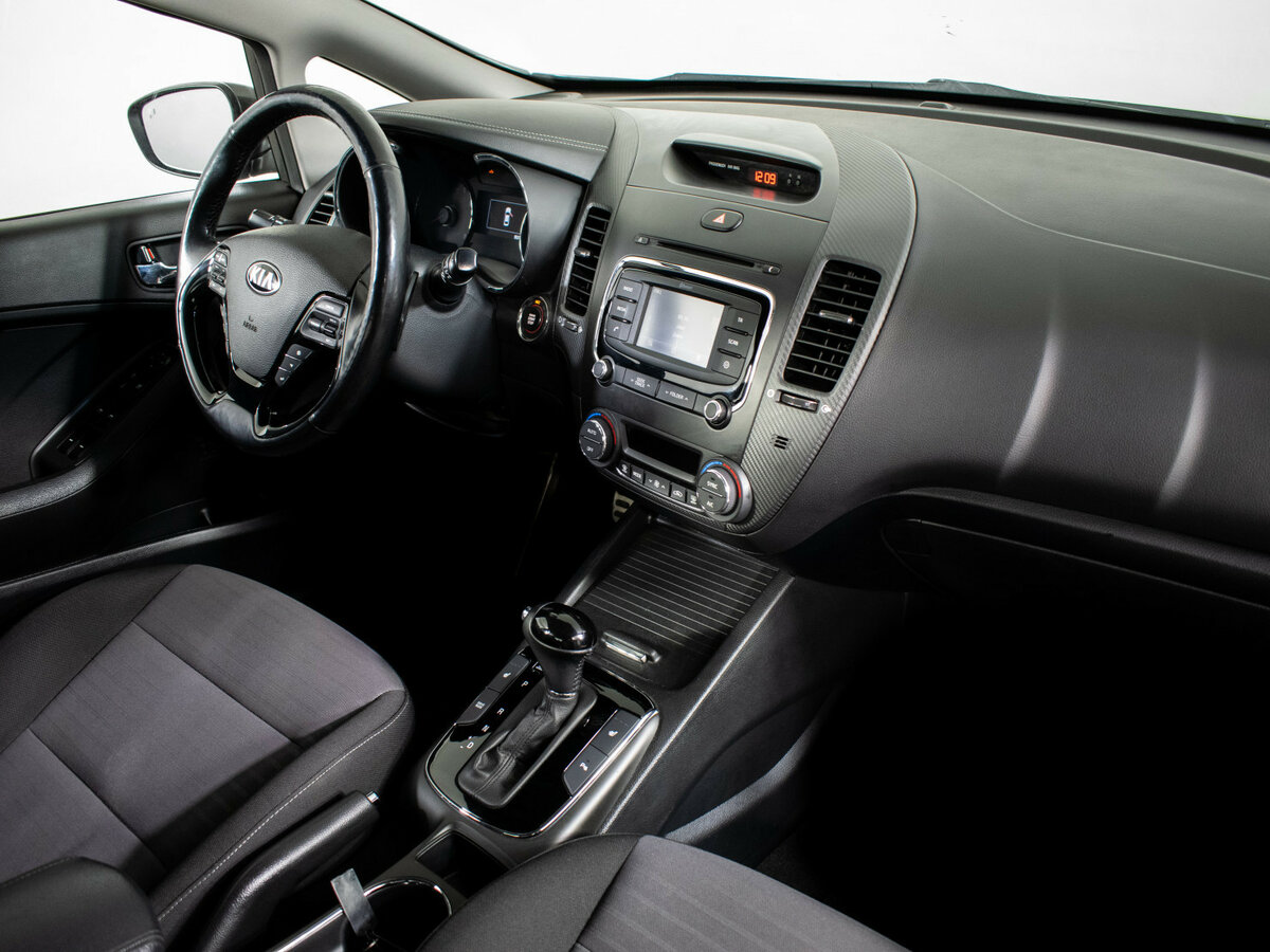 Купить Kia Cerato с пробегом. Фото: #9