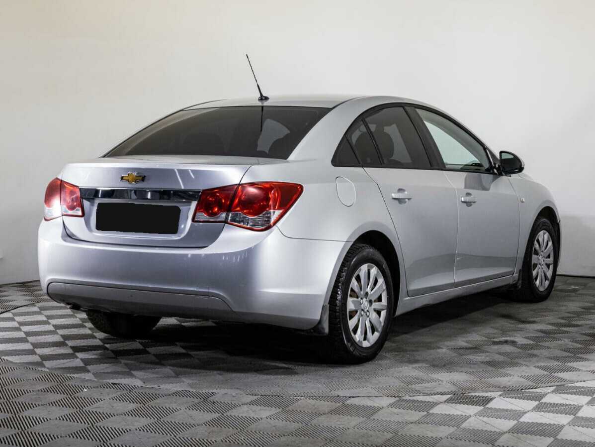Купить Chevrolet Cruze с пробегом. Фото: #4