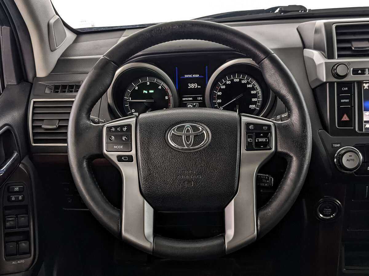 Купить Toyota Land Cruiser Prado с пробегом. Фото: #15