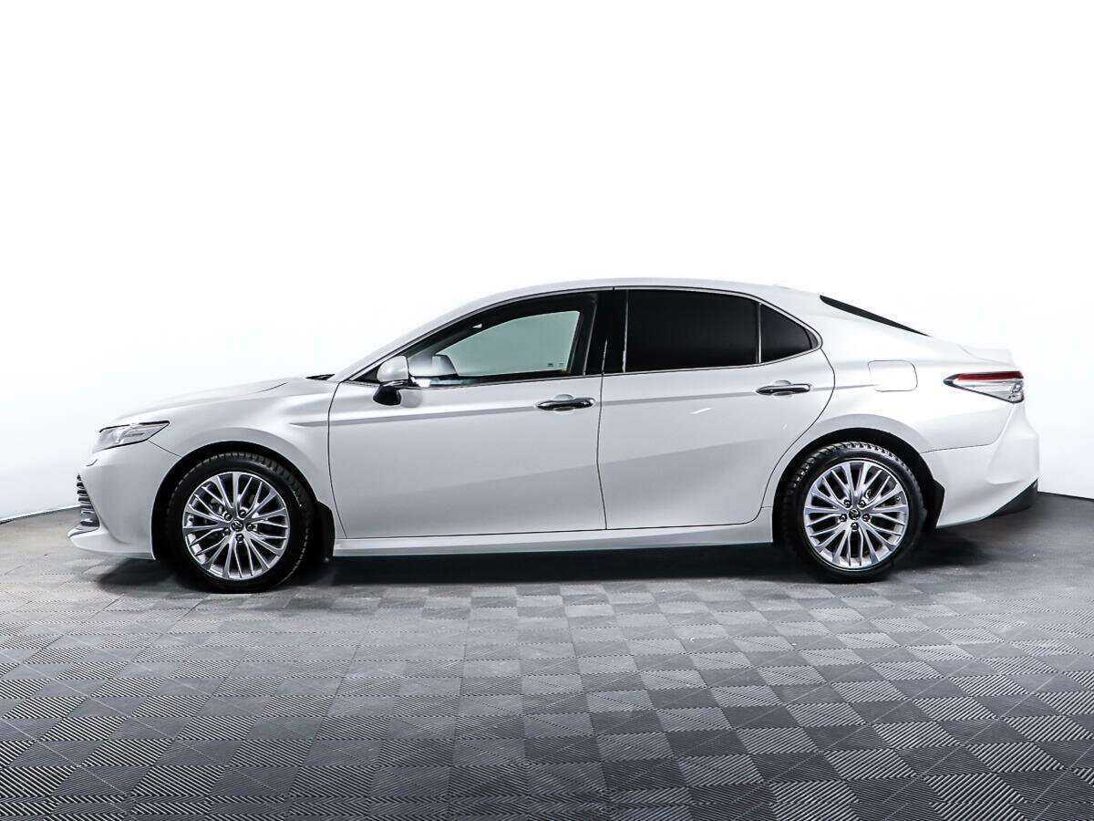 Купить Toyota Camry с пробегом. Фото: #7