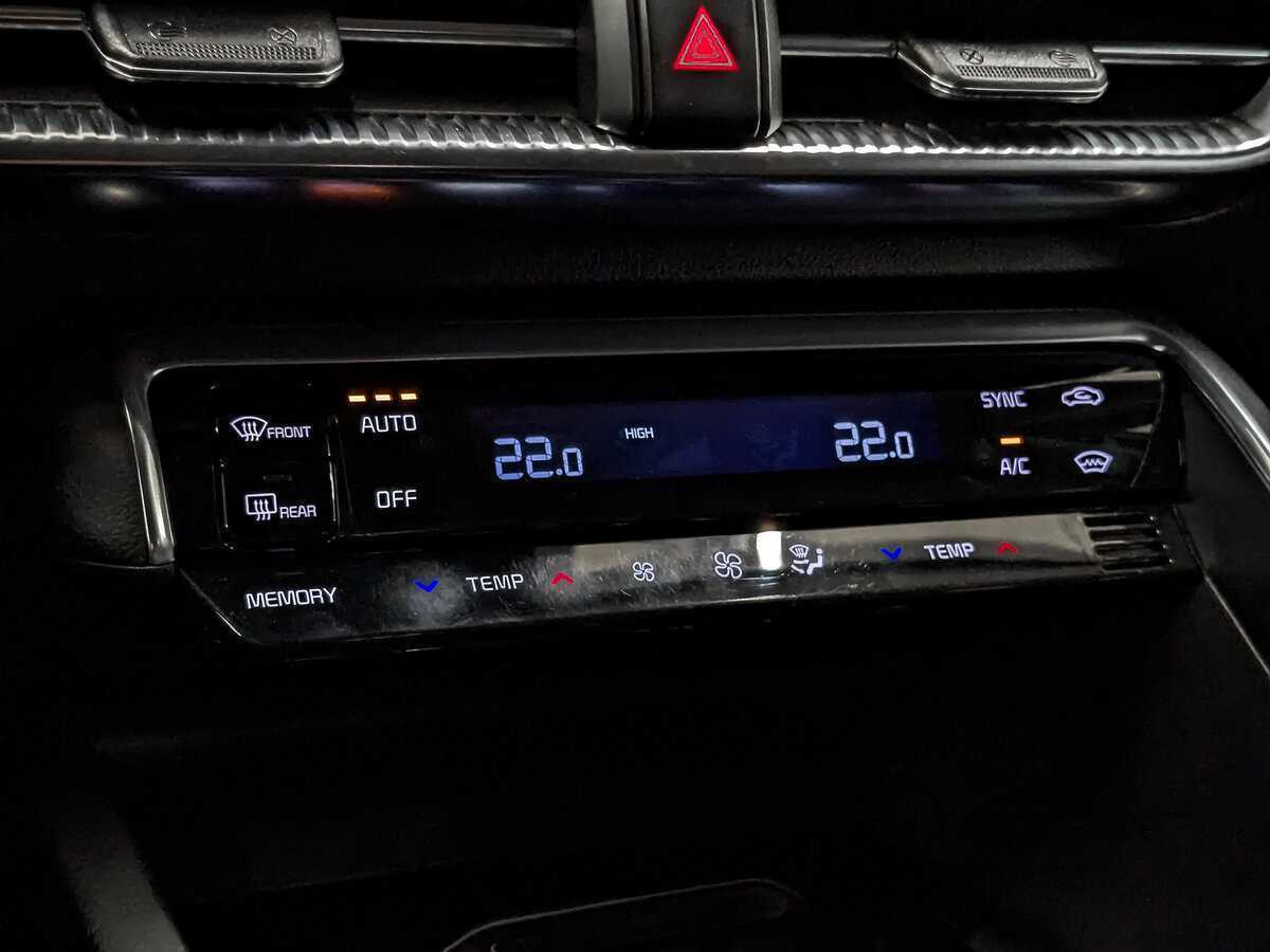 Купить Kia K5 с пробегом. Фото: #18