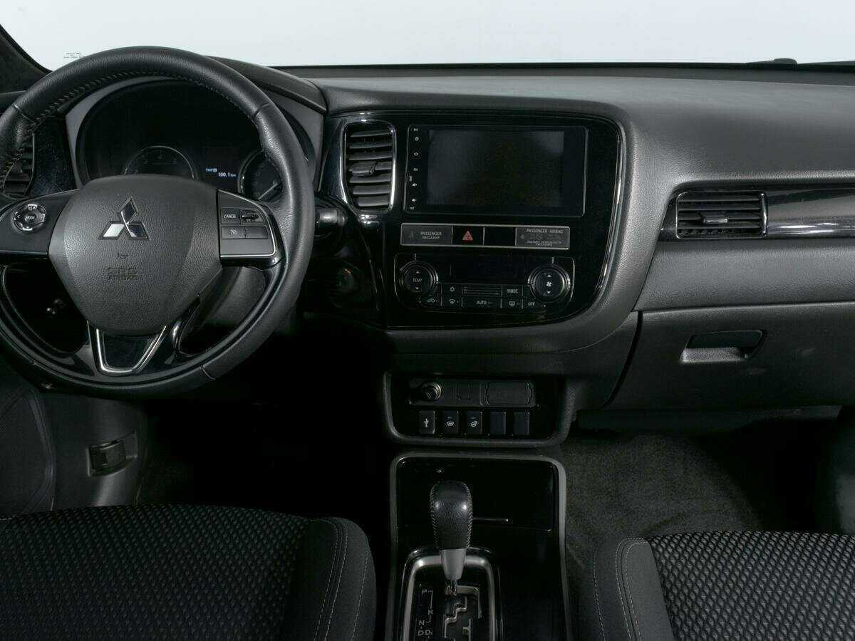 Купить Mitsubishi Outlander с пробегом. Фото: #6