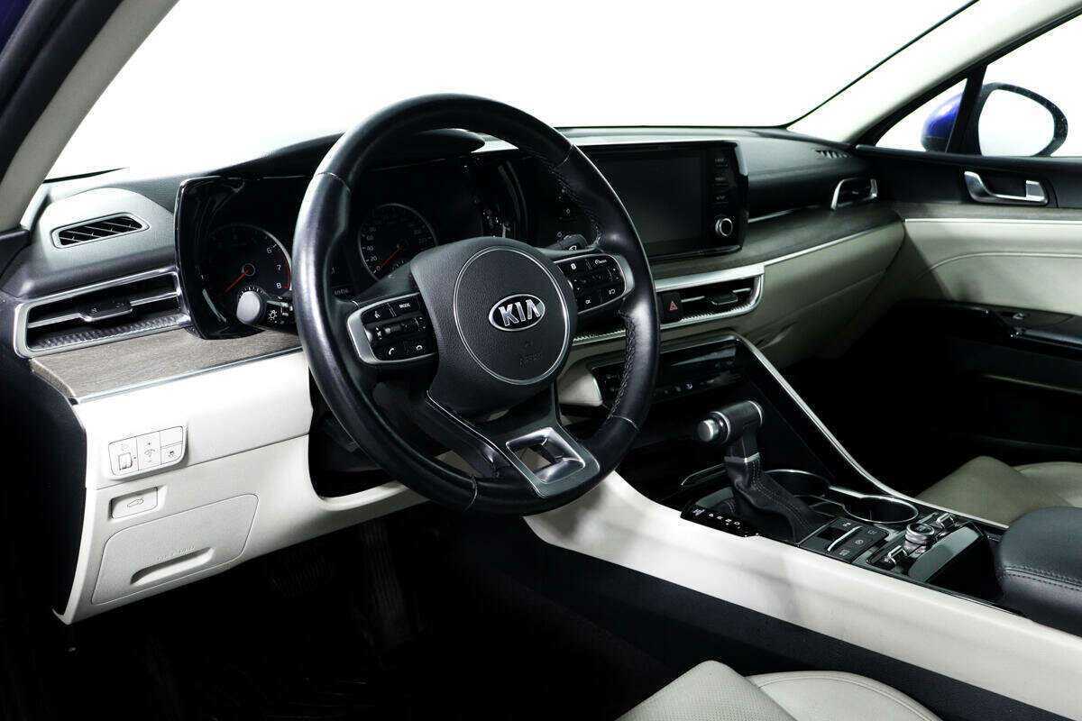 Купить Kia K5 с пробегом. Фото: #12