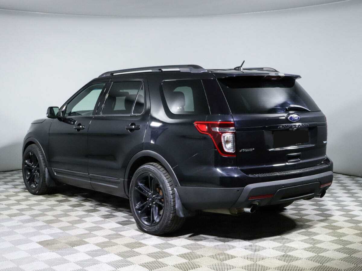 Купить Ford Explorer с пробегом. Фото: #5