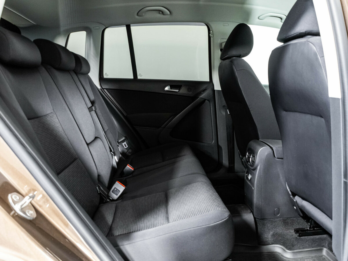 Купить Volkswagen Tiguan с пробегом. Фото: #13