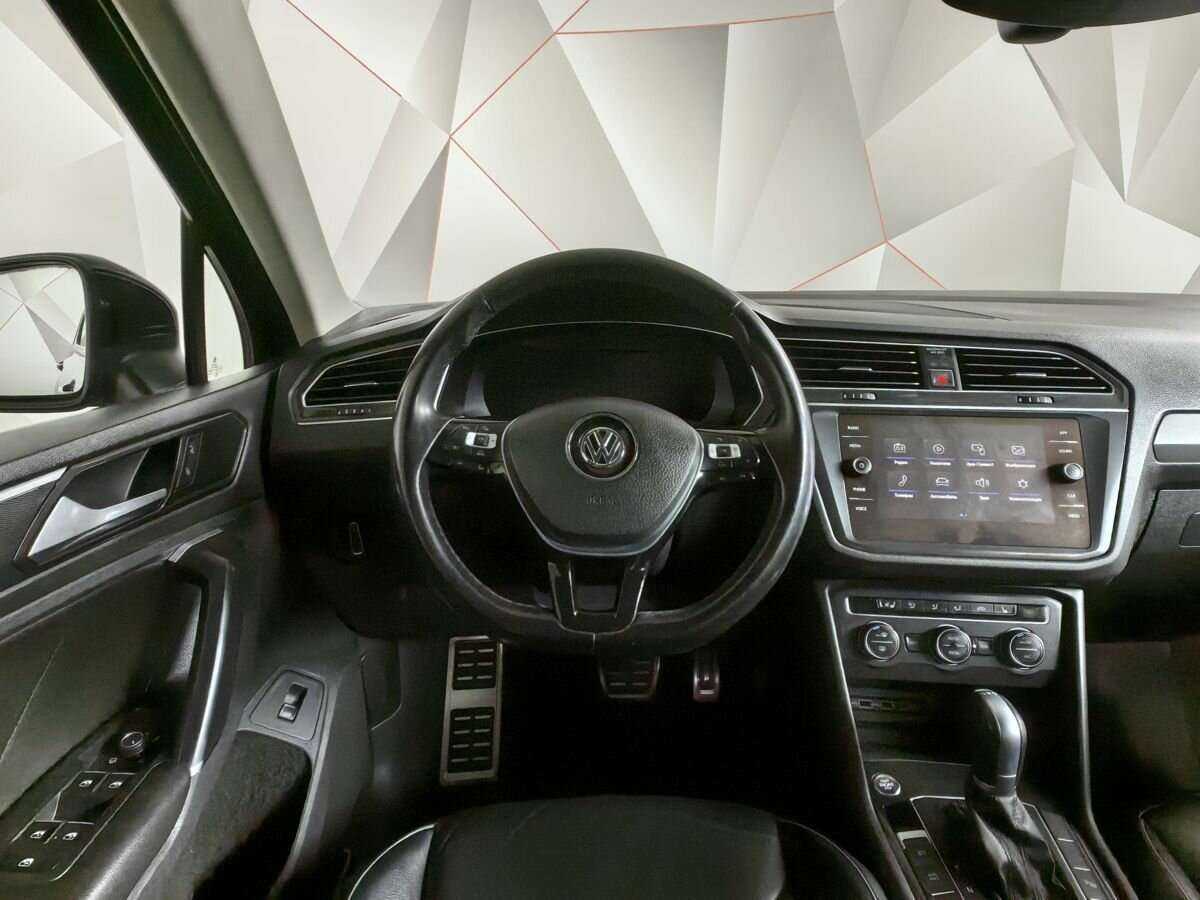Купить Volkswagen Tiguan с пробегом. Фото: #12