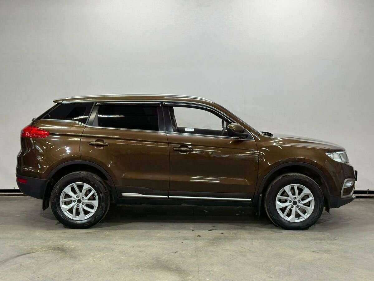 Купить Geely Atlas с пробегом. Фото: #3