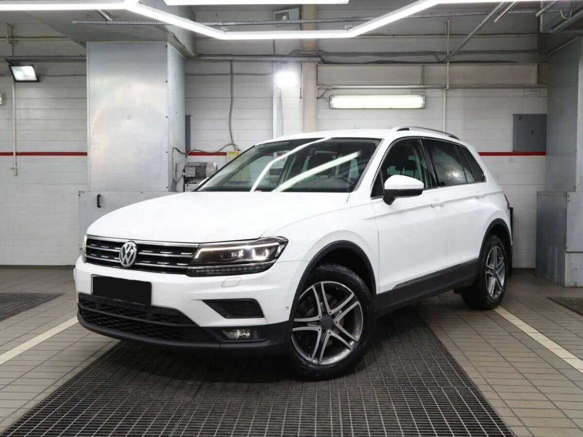 Купить Volkswagen Tiguan с пробегом. Фото: #0