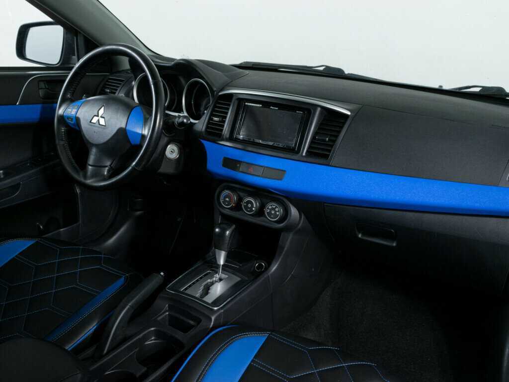 Купить Mitsubishi Lancer с пробегом. Фото: #6
