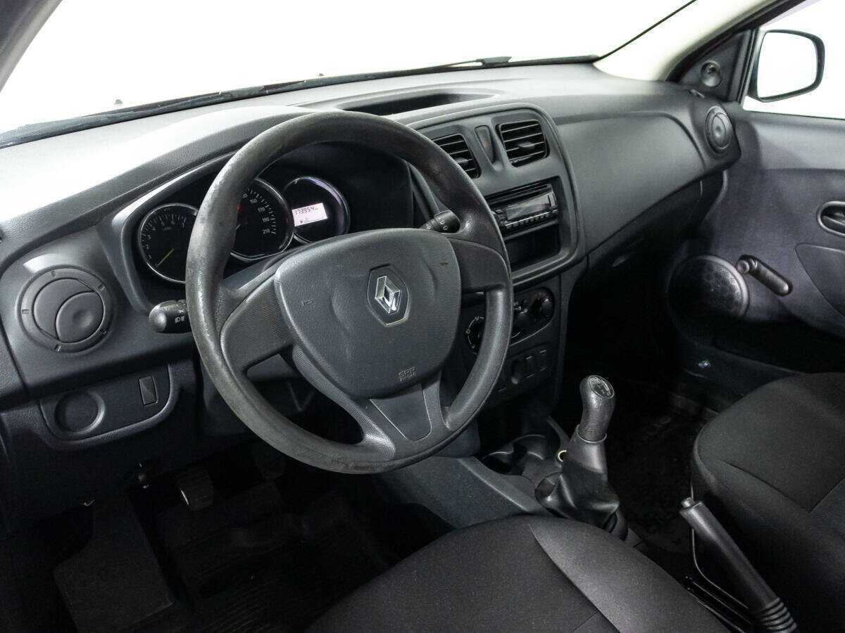 Купить Renault Sandero с пробегом. Фото: #10