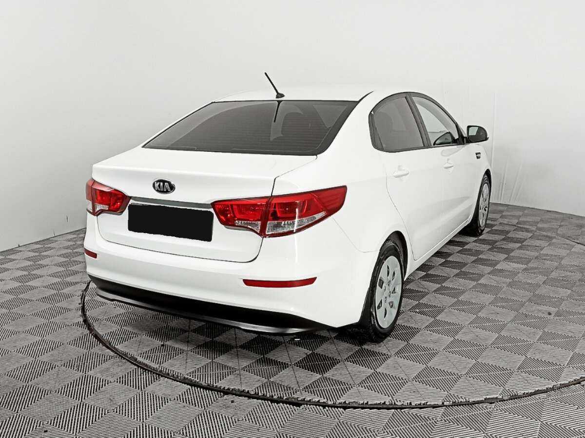 Купить Kia Rio с пробегом. Фото: #4