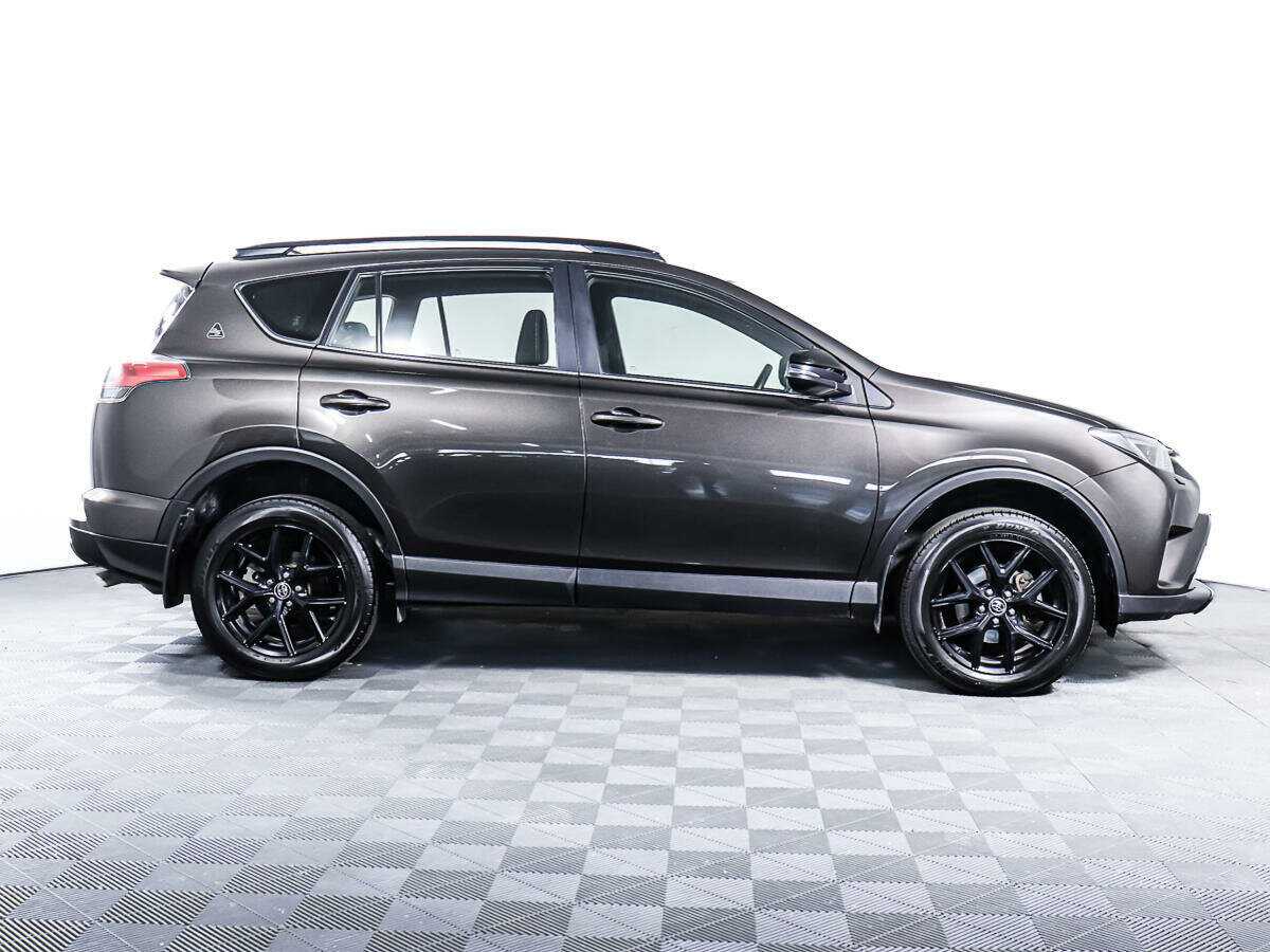 Купить Toyota RAV4 с пробегом. Фото: #2