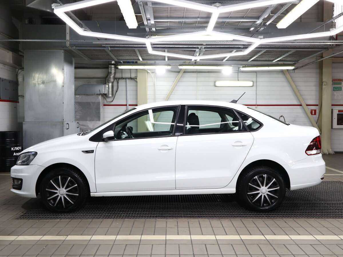 Купить Volkswagen Polo с пробегом. Фото: #5