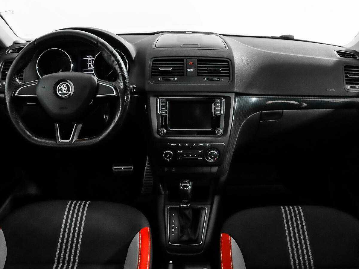 Купить Skoda Yeti с пробегом. Фото: #11