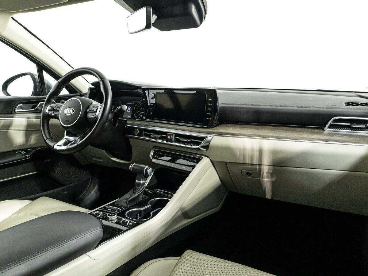 Купить Kia K5 с пробегом. Фото: #8