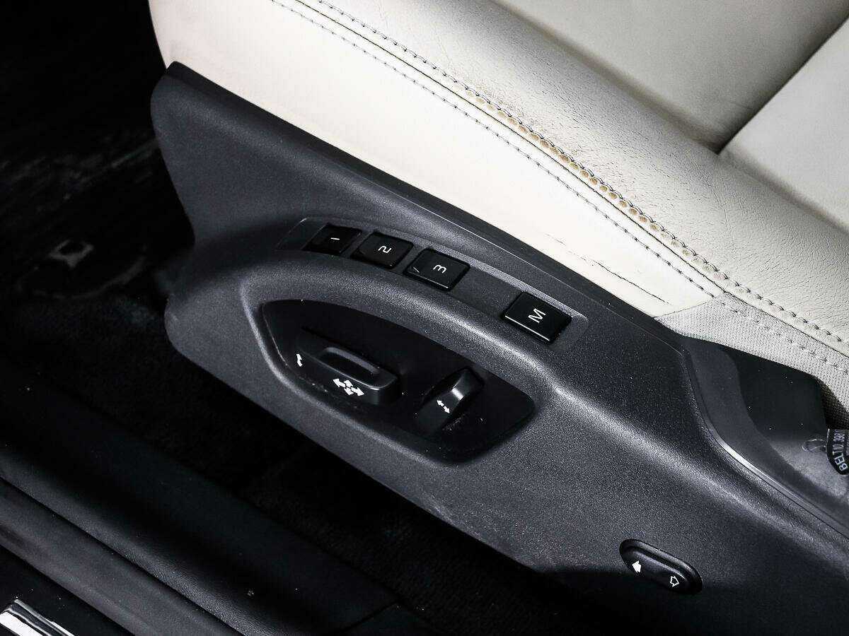 Купить Volvo XC60 с пробегом. Фото: #9