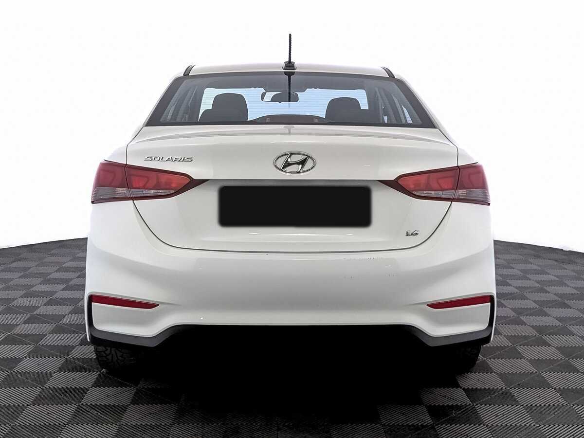 Купить Hyundai Solaris с пробегом. Фото: #5