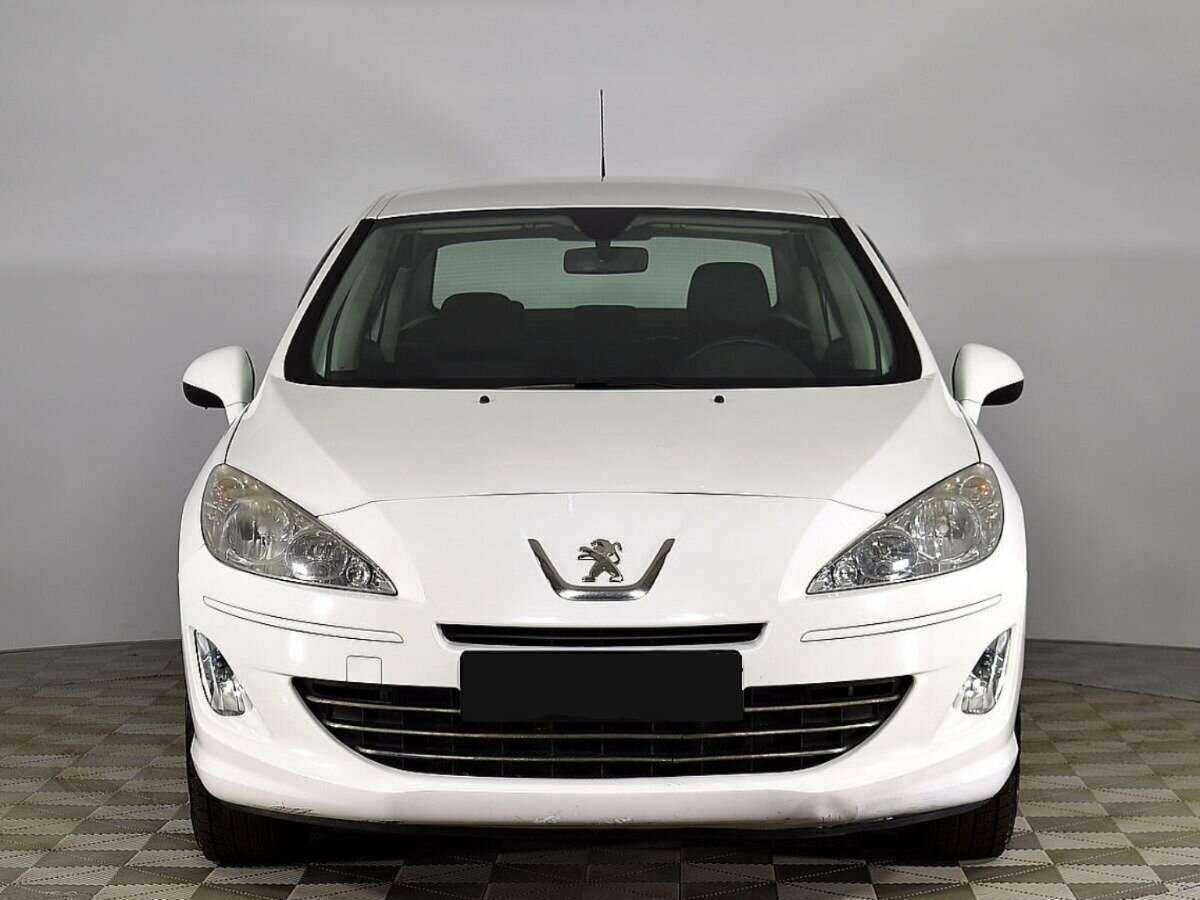 Купить Peugeot 408 с пробегом. Фото: #2