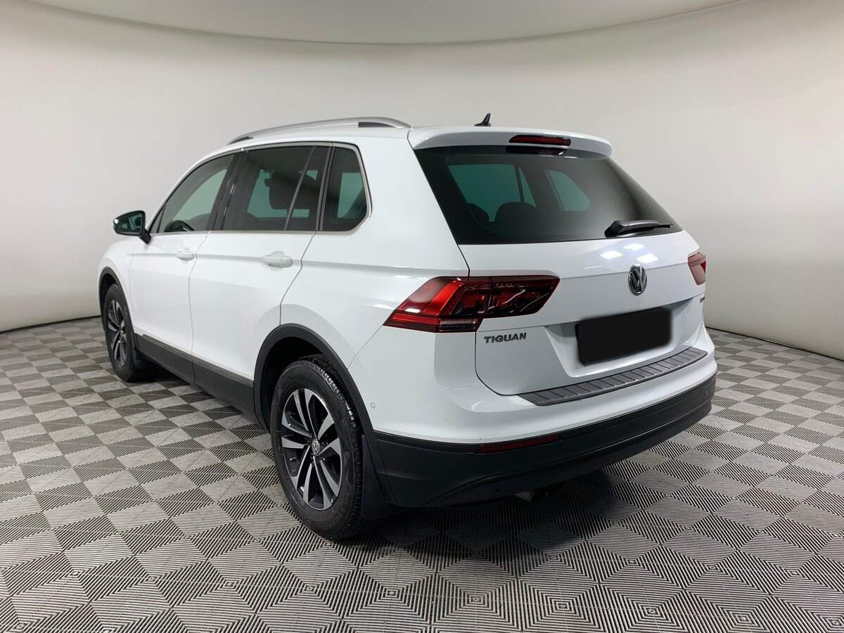 Купить Volkswagen Tiguan с пробегом. Фото: #6