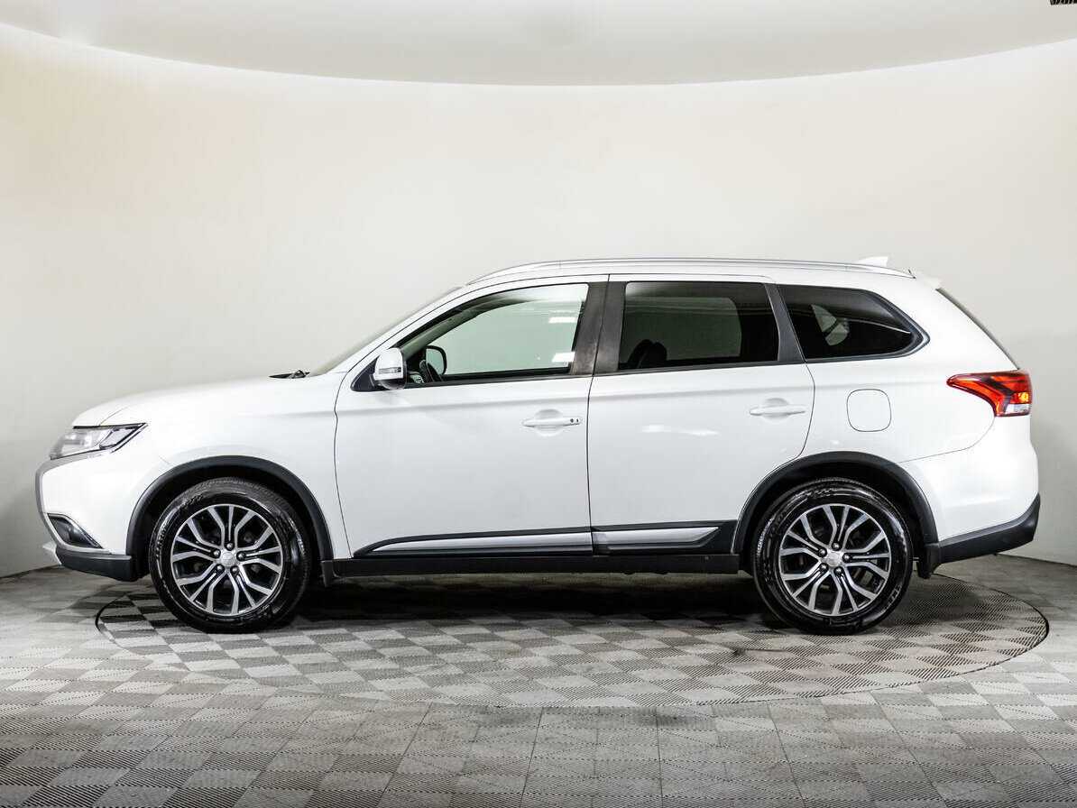 Купить Mitsubishi Outlander с пробегом. Фото: #7