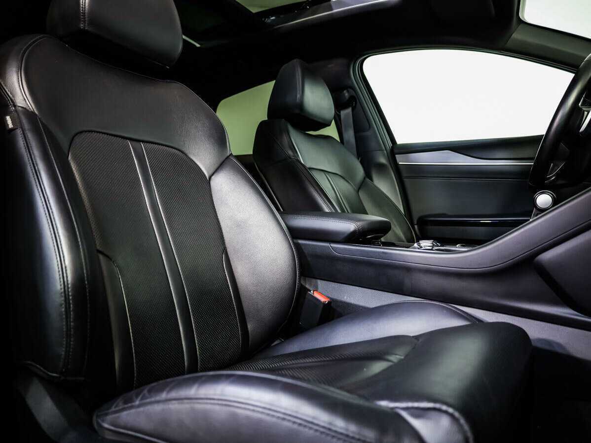 Купить Kia K5 с пробегом. Фото: #10