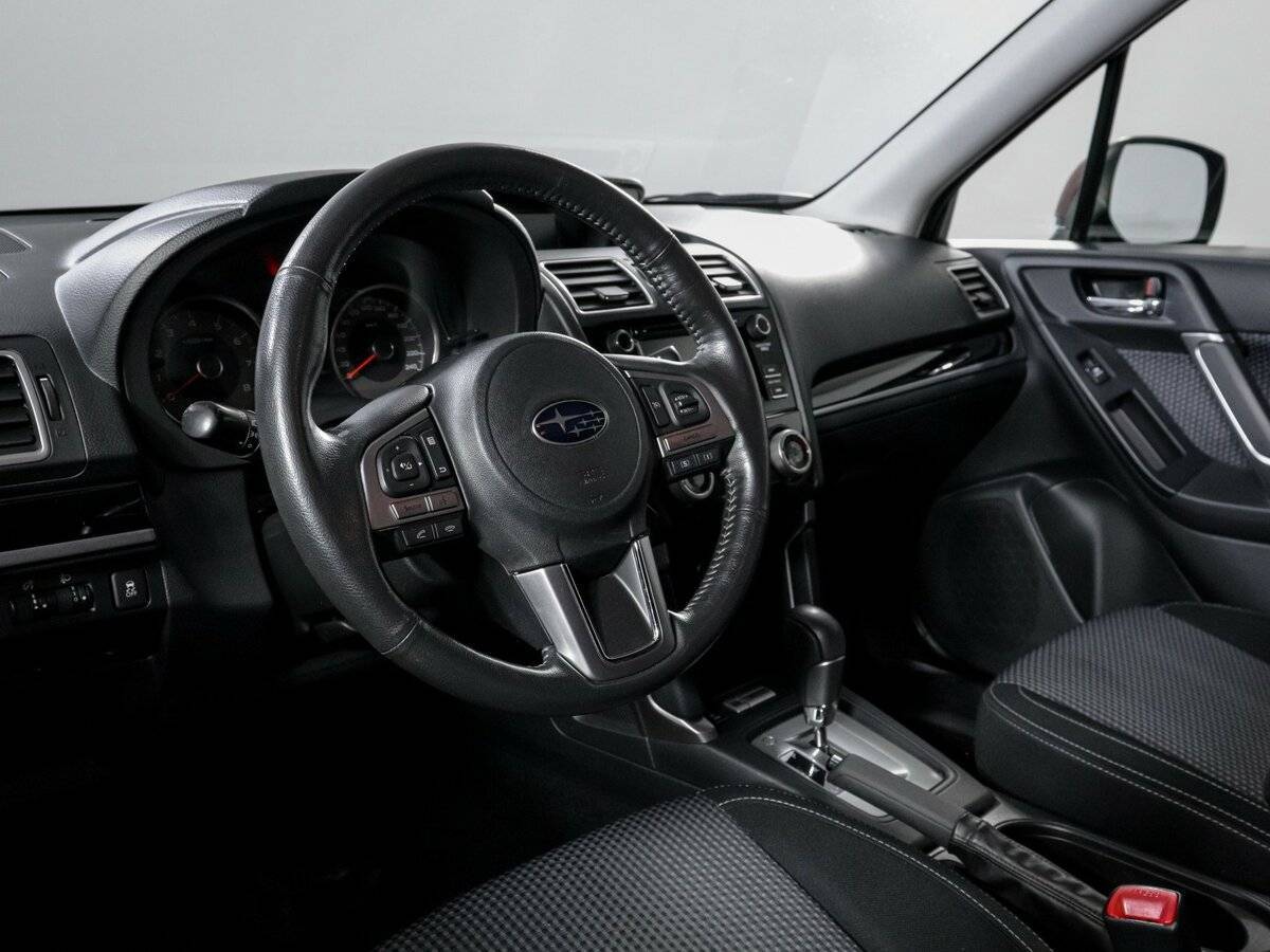 Купить Subaru Forester с пробегом. Фото: #12